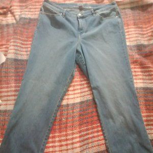 Gloria Vanderbilt jeans